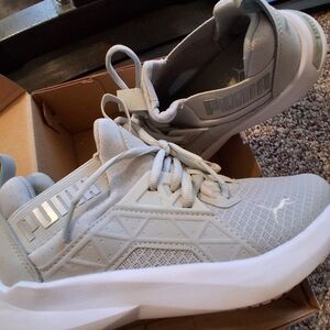 Puma White and Red Sneakers